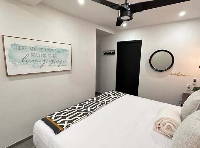 Apartment Entire Luxurious In Shopping Mall *