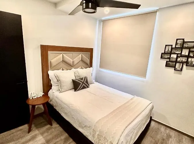 Entire Luxurious In Shopping Mall Apartment