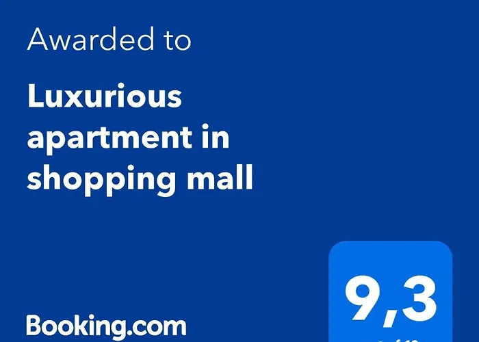 Entire Luxurious In Shopping Mall Apartment *